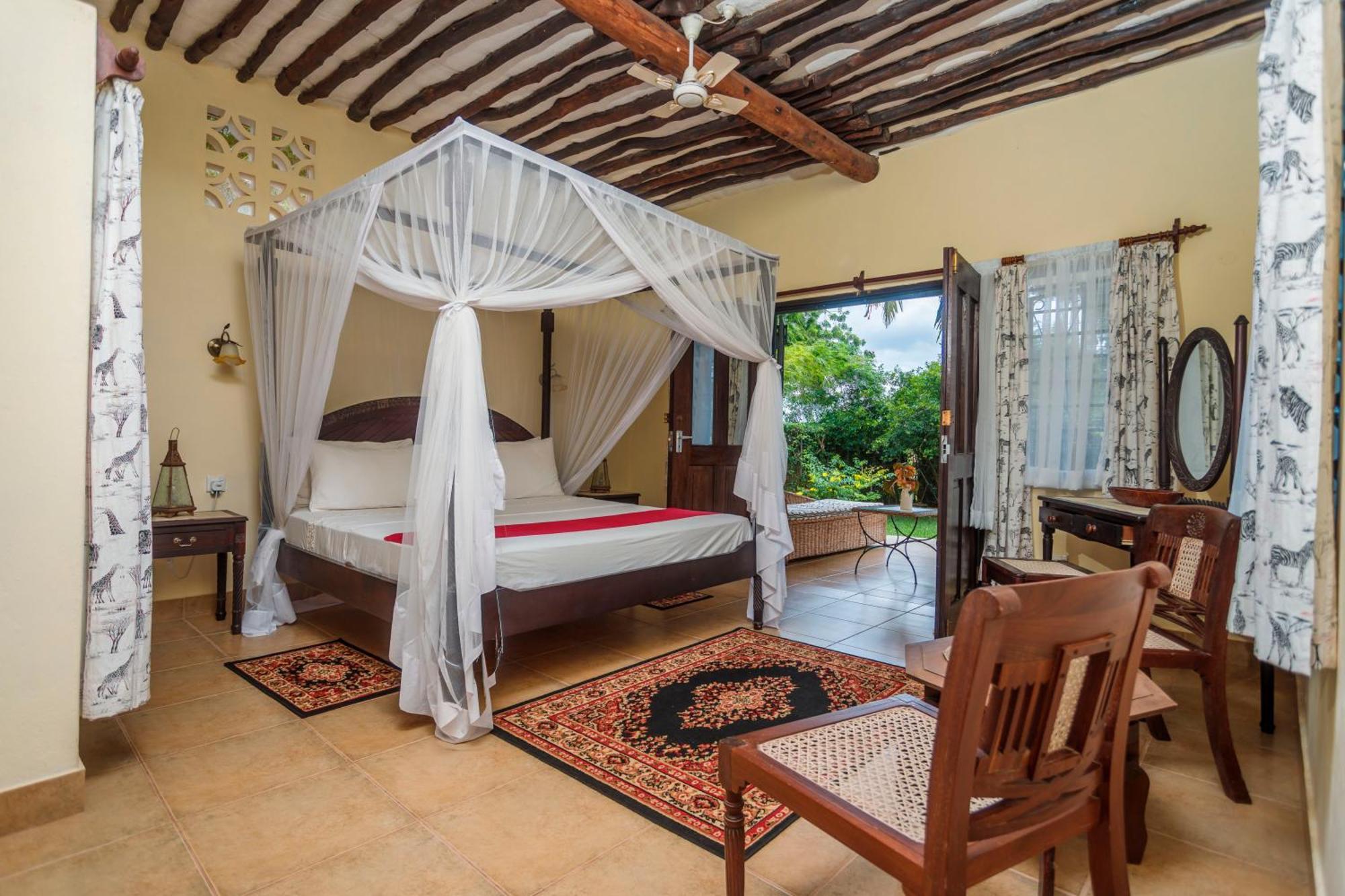 Diani Beach-Villa Kirsch Galu ภายนอก รูปภาพ